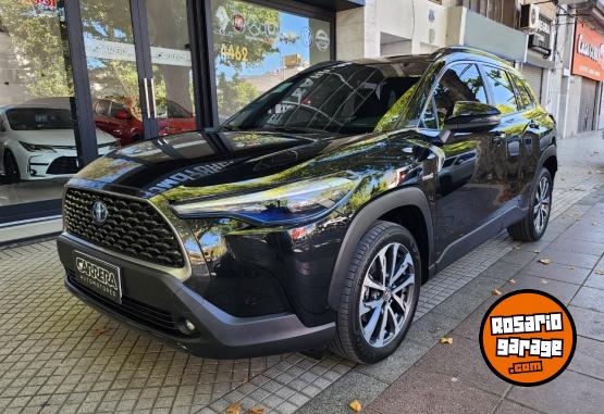 Autos - Toyota Corolla cross Seg 2022 Electrico / Hibrido 29000Km - En Venta