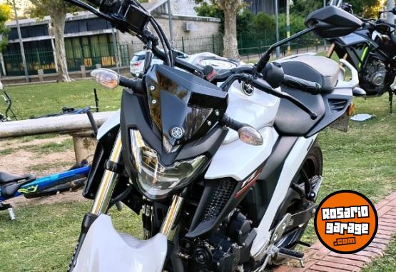 Motos - Yamaha FZ 250 2018 Nafta 12000Km - En Venta