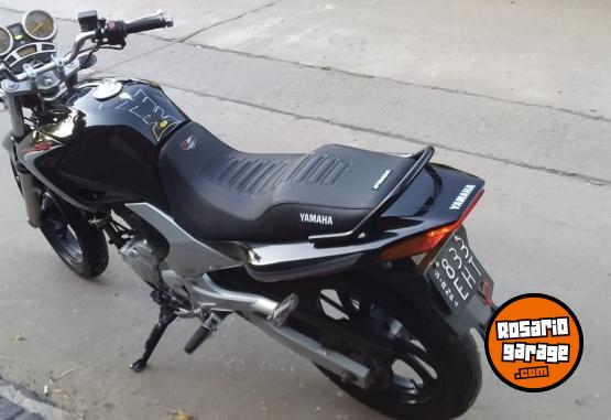 Motos - Yamaha YBR 250 2008 Nafta 53000Km - En Venta