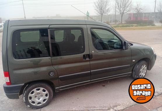 Utilitarios - Peugeot Partner Patagonica 2013 Nafta 227000Km - En Venta
