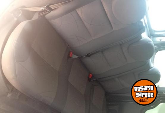 Utilitarios - Peugeot Partner Patagonica 2013 Nafta 227000Km - En Venta