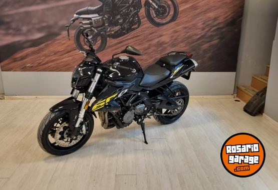 Motos - Benelli TNT 600i 2023 Nafta 5349Km - En Venta