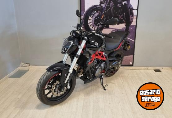 Motos - Benelli 302 S 2024 Nafta 2500Km - En Venta