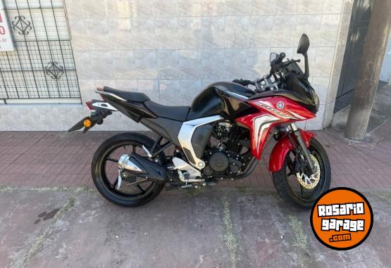 Motos - Yamaha Fazer 2017 Nafta 60000Km - En Venta