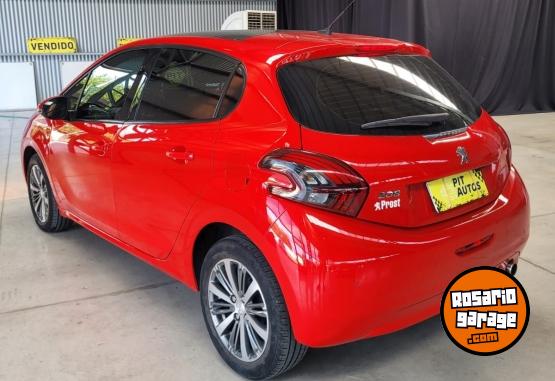 Autos - Peugeot 208 felline 2019 Nafta 72300Km - En Venta