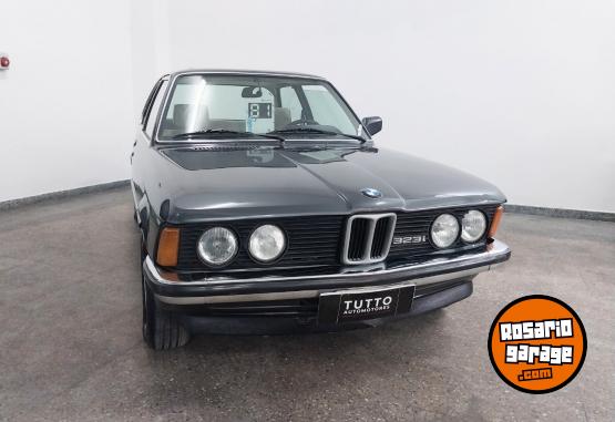 Clásicos - BMW 323i - En Venta