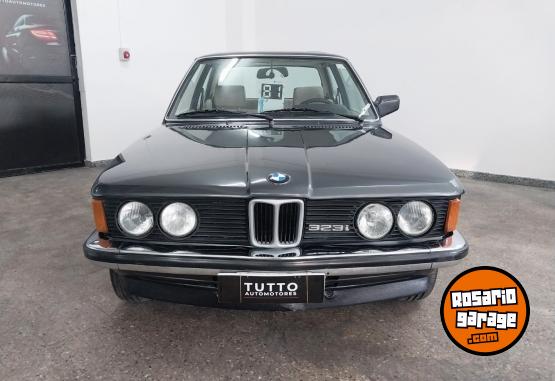 Clásicos - BMW 323i - En Venta