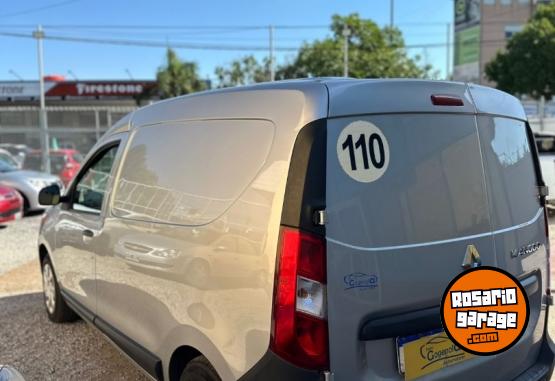 Utilitarios - Renault Kangoo 2022 GNC 95000Km - En Venta