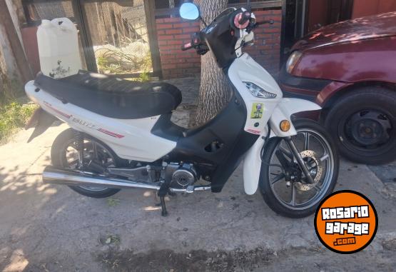 Motos - Motomel Blitz 110 full plus 2024 Nafta 4700Km - En Venta