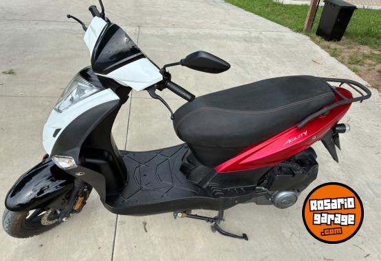 Motos - Kymco Agility 125 cc 2023 Nafta 12100Km - En Venta