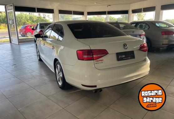 Autos - Volkswagen Vento 2.5 Advance Plus 2015 GNC 135000Km - En Venta