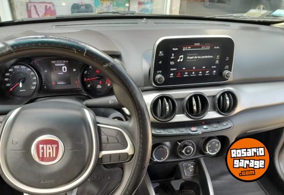 Autos - Fiat Cronos 2019 Nafta 99500Km - En Venta