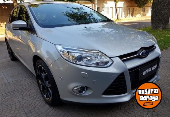 Autos - Ford FOCUS TITANIUM MT 2.0 5P 2013 Nafta 230000Km - En Venta