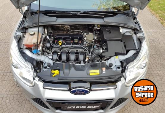Autos - Ford FOCUS TITANIUM MT 2.0 5P 2013 Nafta 230000Km - En Venta