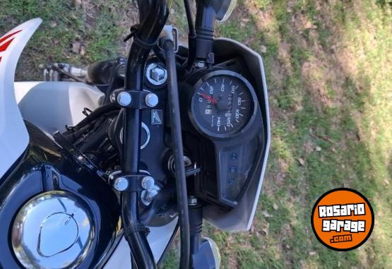 Motos - Honda XR150L 2023 Nafta 48570Km - En Venta