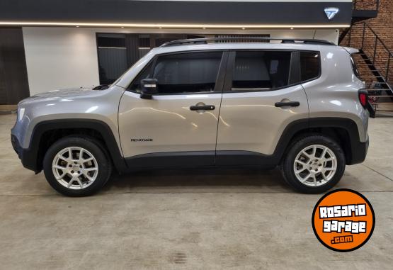 Camionetas - Jeep JEEP RENEGADE SPORT 1.8L 2020 Nafta 69000Km - En Venta