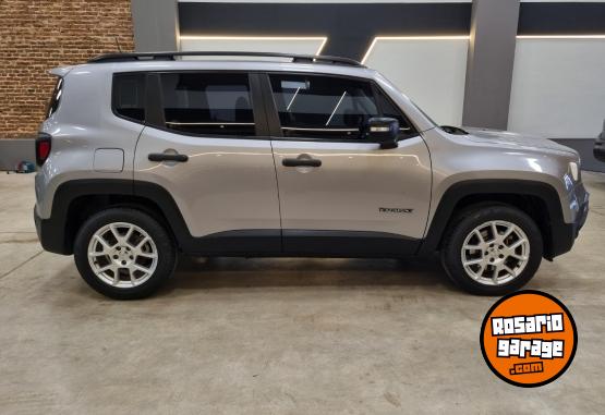 Camionetas - Jeep JEEP RENEGADE SPORT 1.8L 2020 Nafta 69000Km - En Venta