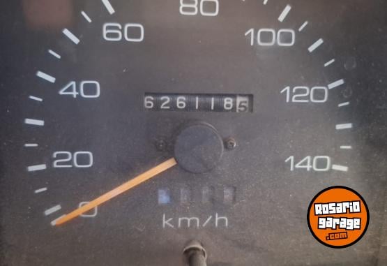 Camiones y Grúas - Isuzu NPR 75 - En Venta