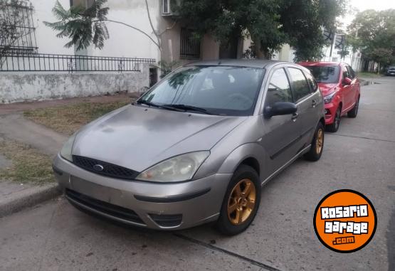 Autos - Ford focus 2004 GNC 230000Km - En Venta