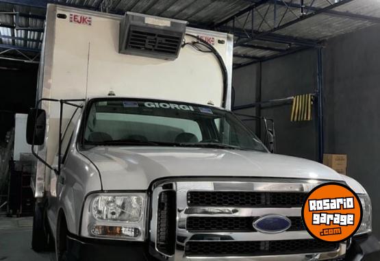 Camiones y Gr�as - FORD 4000 - En Venta