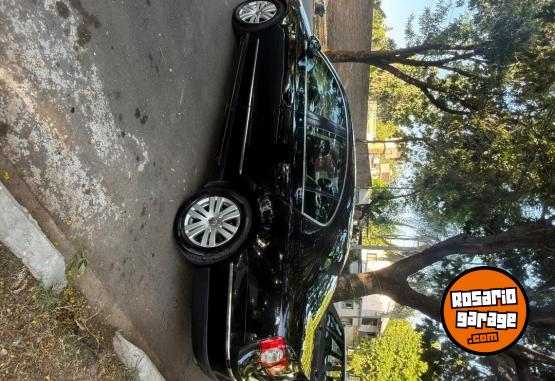 Autos - Volkswagen Passat 2010 Nafta 196666Km - En Venta