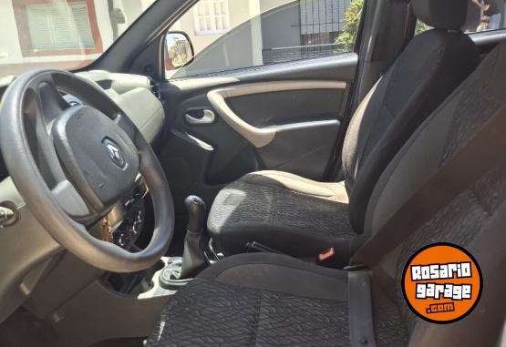 Camionetas - Renault Oroch 2020 Nafta 92000Km - En Venta