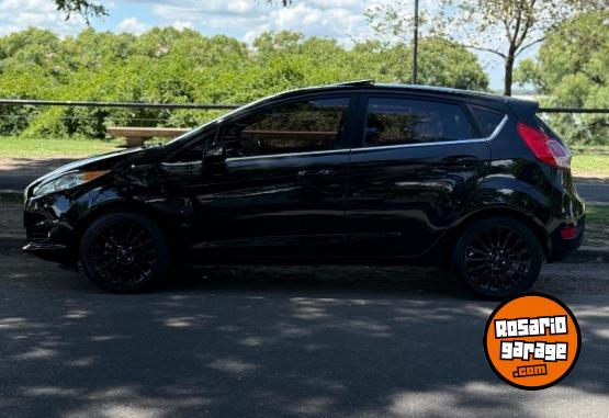 Autos - Ford Fiesta 2014 Nafta 83000Km - En Venta