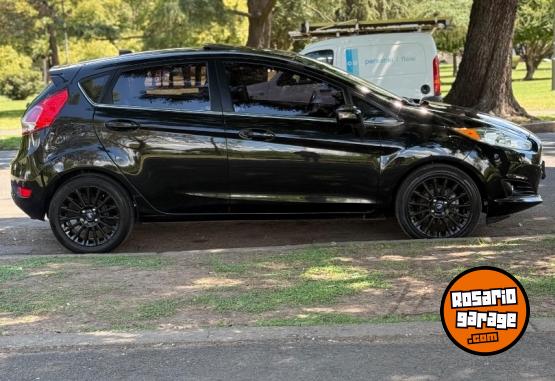Autos - Ford Fiesta 2014 Nafta 83000Km - En Venta