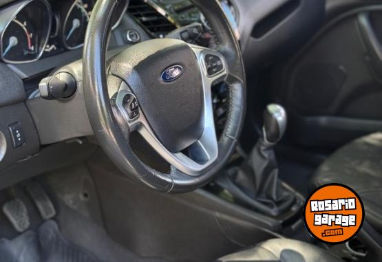 Autos - Ford Fiesta 2014 Nafta 83000Km - En Venta