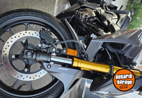Motos - Honda CB300F TWISTER 2025 Nafta 1100Km - En Venta