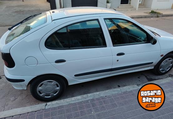 Autos - Renault Megane 1999 Nafta 160000Km - En Venta