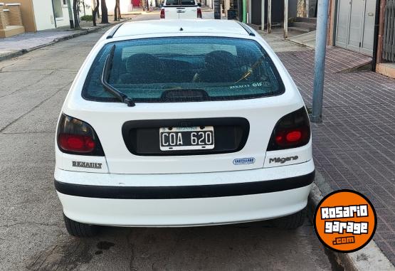 Autos - Renault Megane 1999 Nafta 160000Km - En Venta