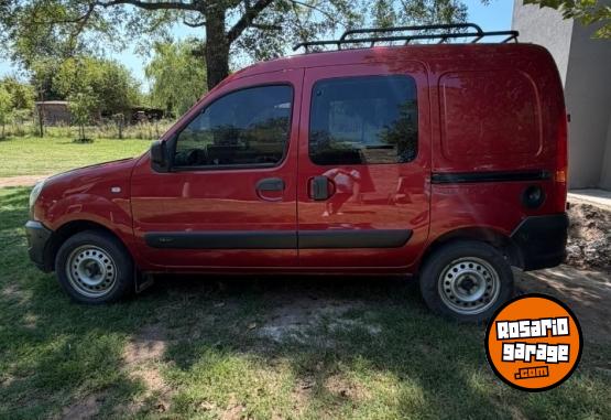 Utilitarios - Renault Kangoo 2017 Nafta 138000Km - En Venta