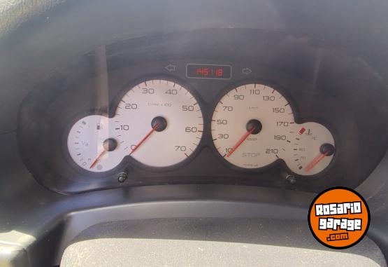 Utilitarios - Citroen Berlingo furg�n bussines 2017 GNC 145000Km - En Venta