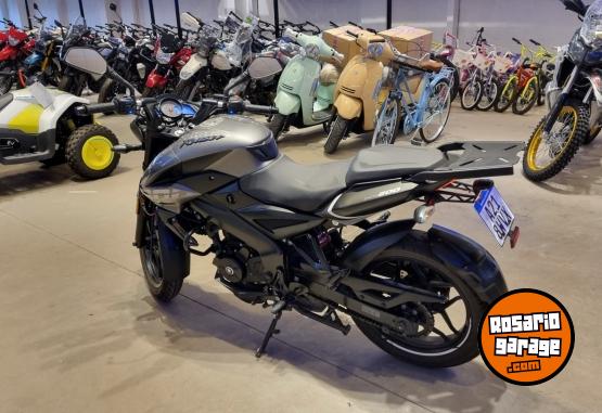 Motos - Bajaj ROUSER NS 200 2024 Nafta 7690Km - En Venta