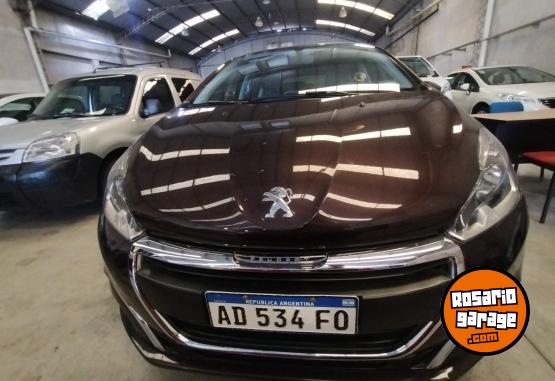 Autos - Peugeot 208 Allure 1.6 navegador 2019 Nafta 60000Km - En Venta