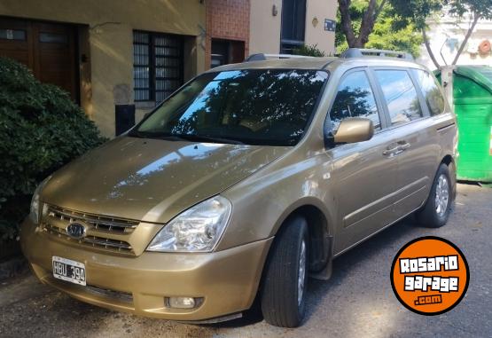 Camionetas - Kia Carnival CRDI 2.9 TD 2008 Diesel 245000Km - En Venta