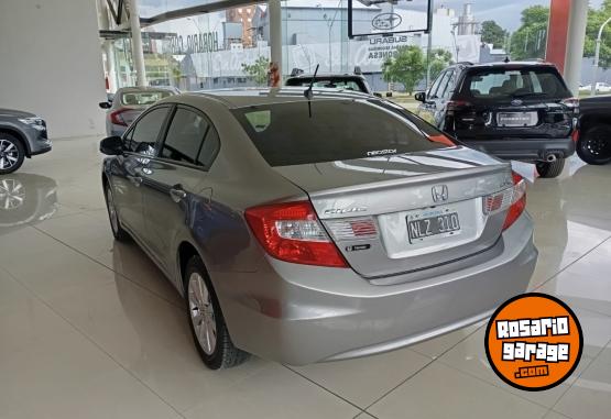 Autos - Honda Civic LXS 2014 Nafta 122000Km - En Venta
