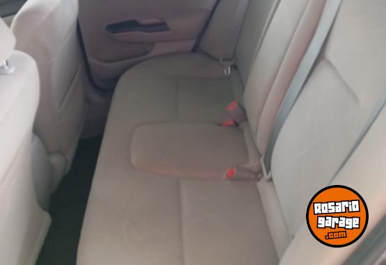 Autos - Honda Civic LXS 2014 Nafta 122000Km - En Venta