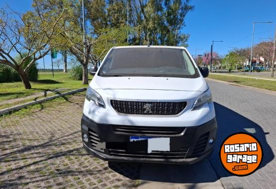 Utilitarios - Peugeot Expert HDI 2021 Diesel 152000Km - En Venta