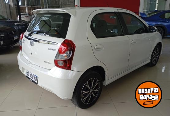 Autos - Toyota Etios XLS 2019 Nafta 68000Km - En Venta
