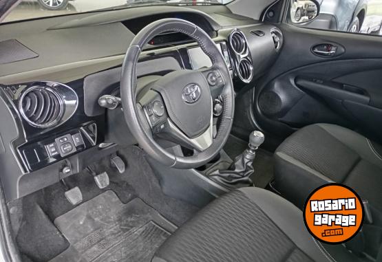 Autos - Toyota Etios XLS 2019 Nafta 68000Km - En Venta