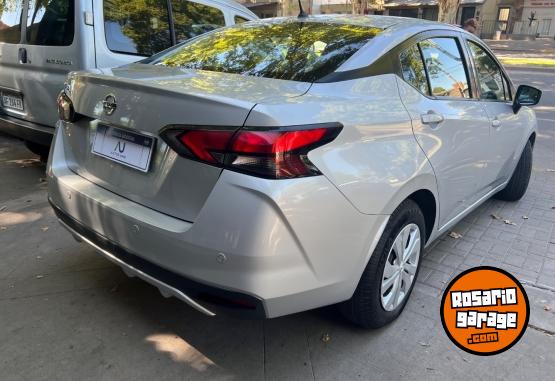 Autos - Nissan Versa Sense 2021 Nafta 144000Km - En Venta