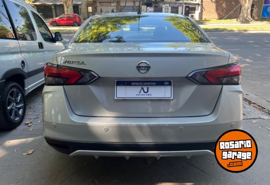 Autos - Nissan Versa Sense 2021 Nafta 144000Km - En Venta