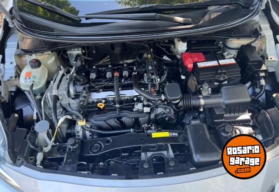 Autos - Nissan Versa Sense 2021 Nafta 144000Km - En Venta