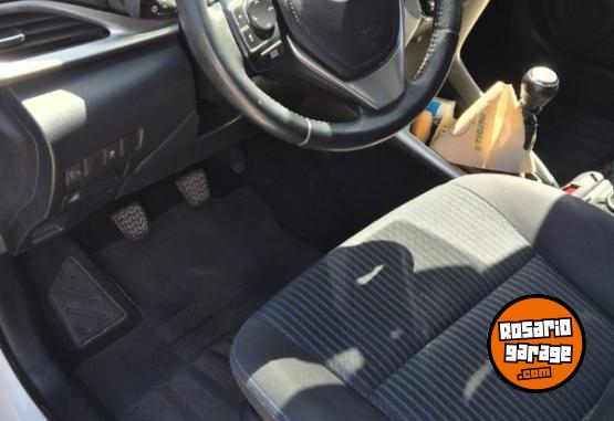 Autos - Toyota Yaris 2021 Nafta 160000Km - En Venta