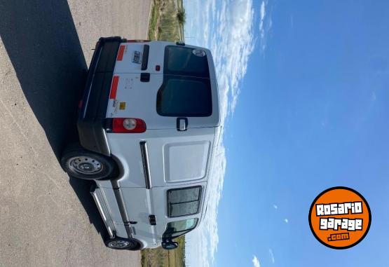Utilitarios - Renault Master 2013 Diesel 220000Km - En Venta
