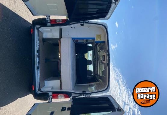 Utilitarios - Renault Master 2013 Diesel 220000Km - En Venta