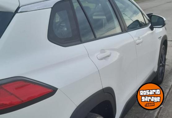 Autos - Toyota Corolla Cross HEV 1.8 SEG 2023 Electrico / Hibrido 90000Km - En Venta