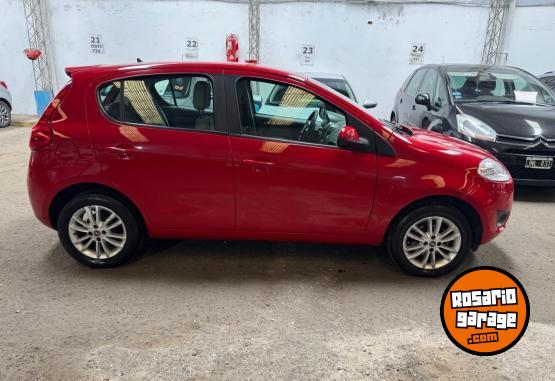 Autos - Fiat PALIO 1.6 ESSENCE 2015 Nafta 171000Km - En Venta